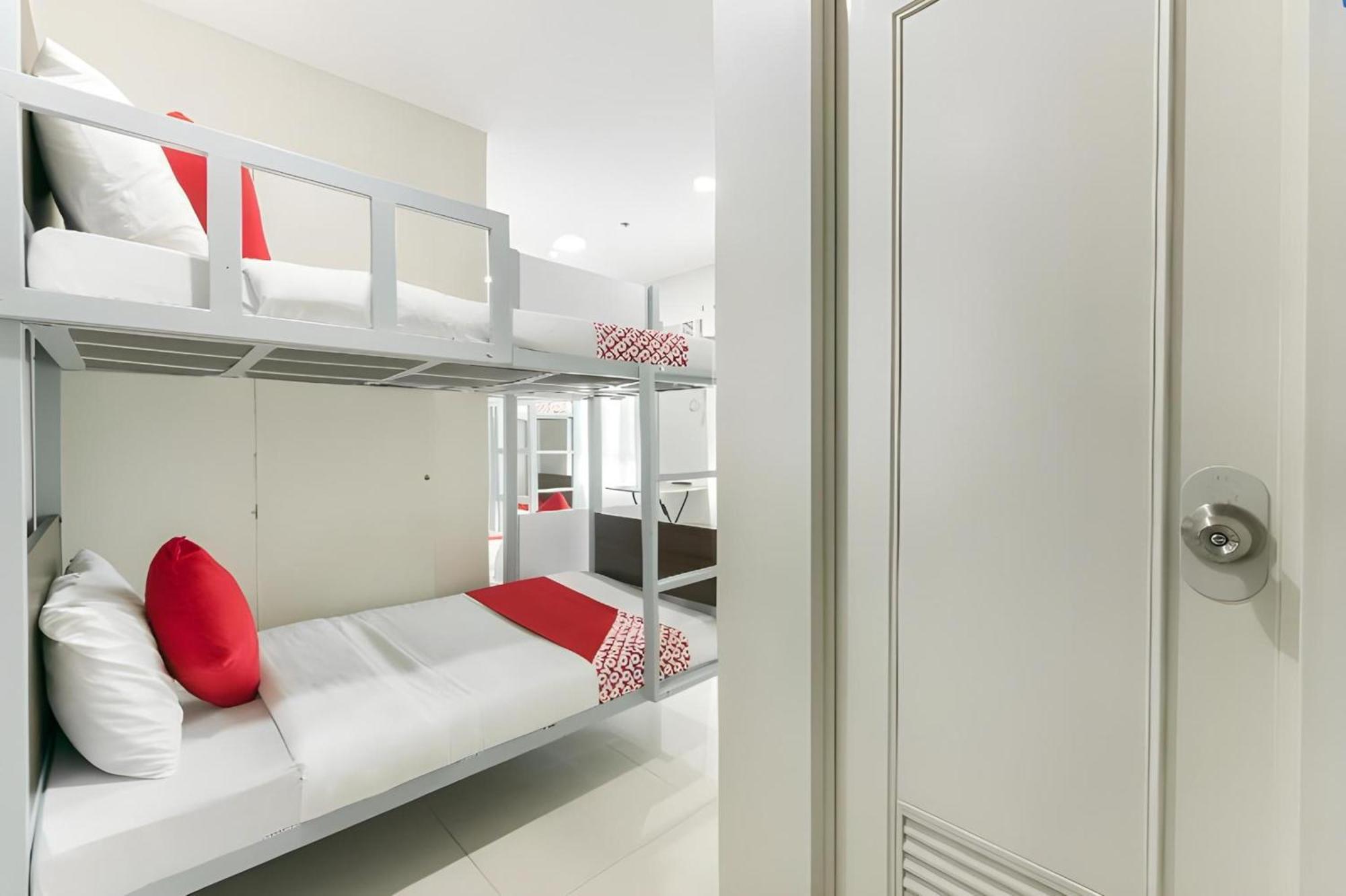 OYO 152 Sangco Condotel Manila Esterno foto